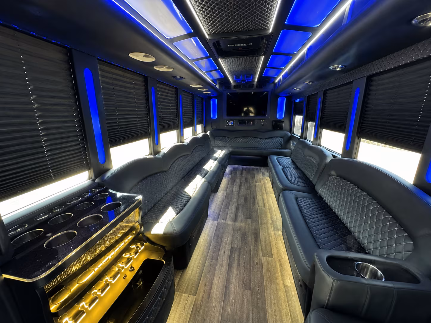 Elizabeth Homecoming & Prom Party Bus Rentals