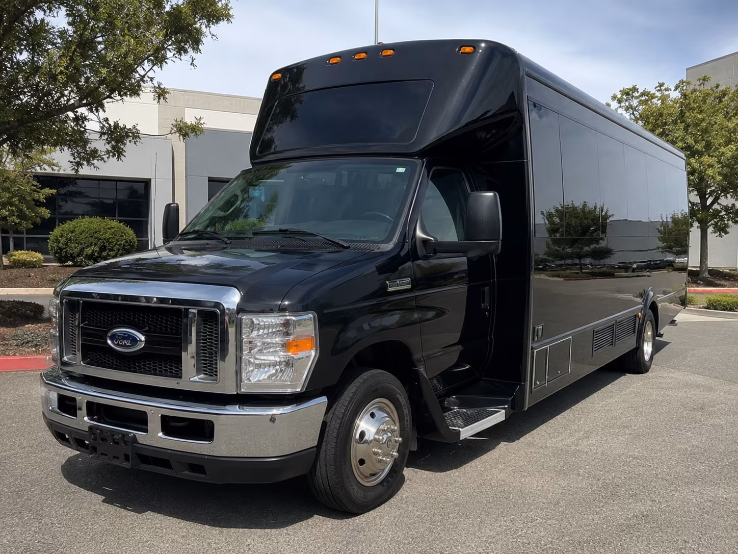 Newark Party Bus Rental