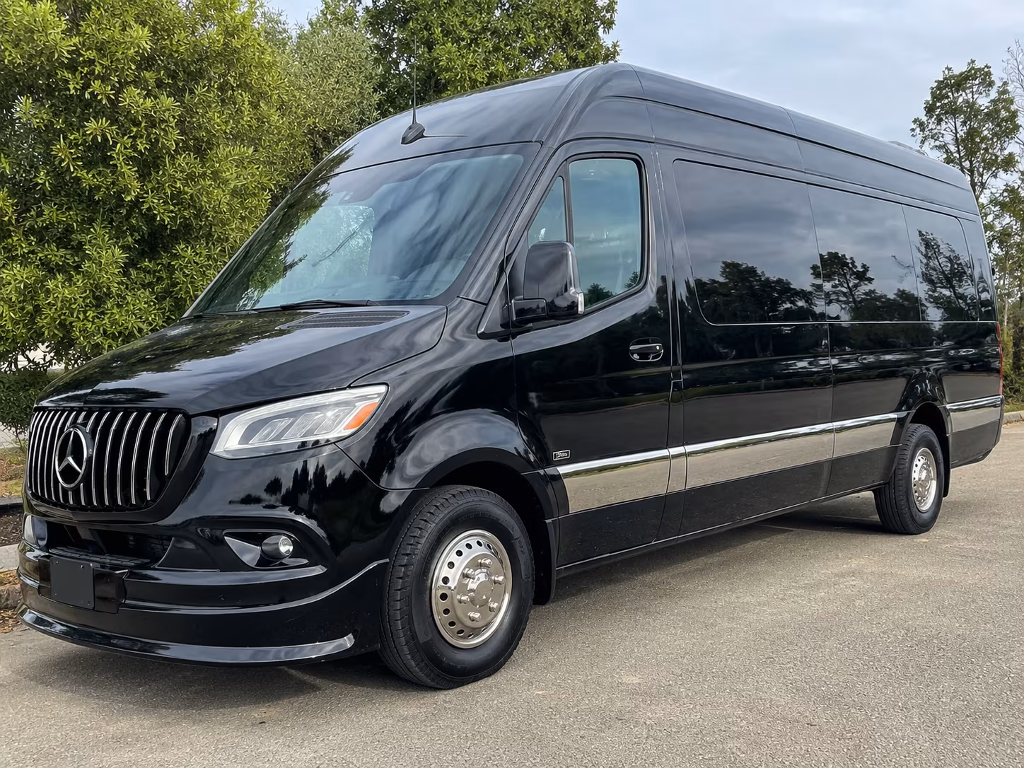 Plainfield Airport Shuttles & Transportation