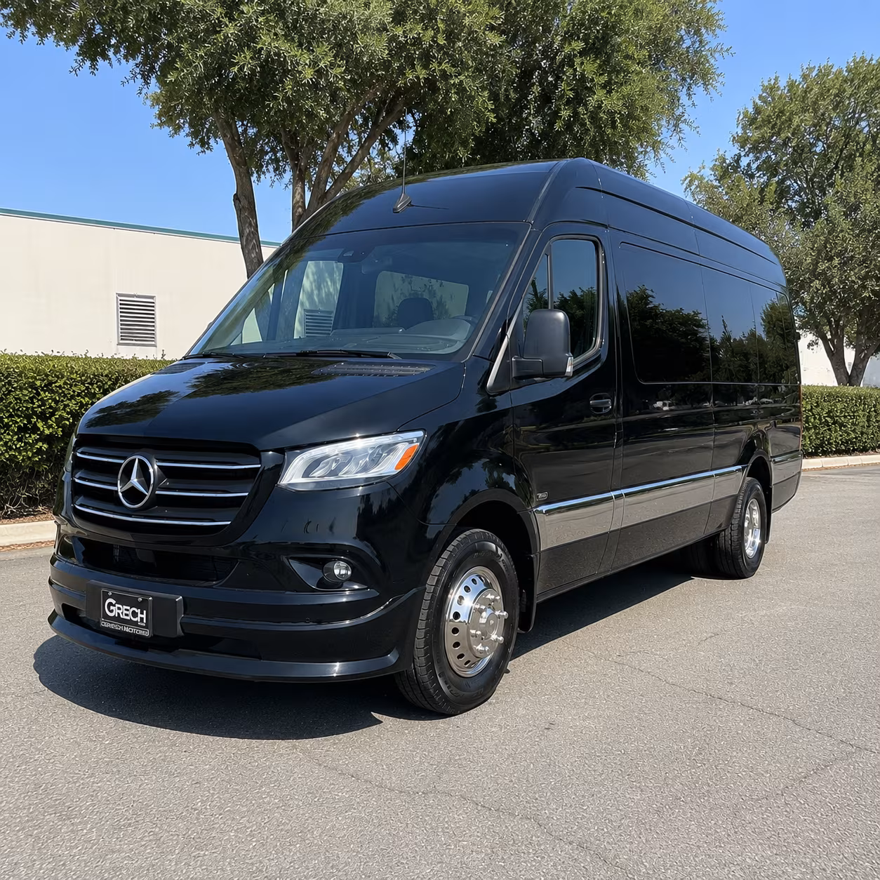 Woodbridge Airport Shuttle & Transportation onboard seating