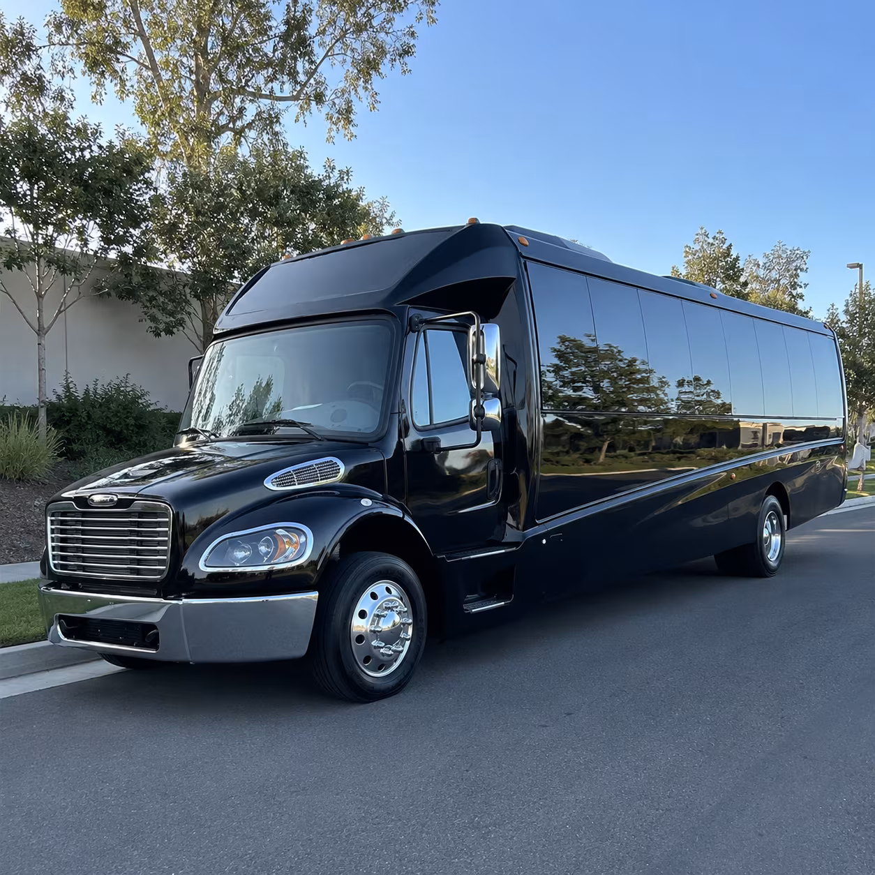 Woodbridge Airport Shuttle & Transportation pickup coordination