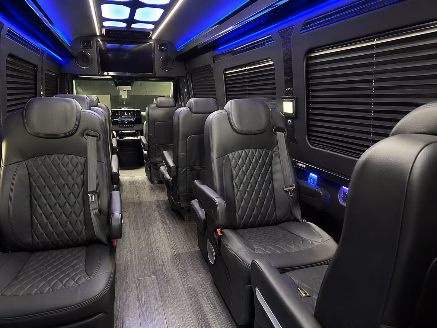 Woodbridge Airport Shuttle & Transportation party bus exterior