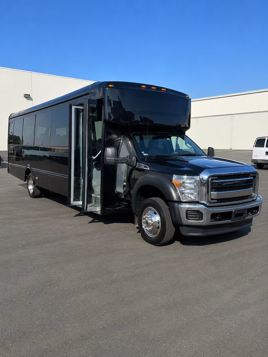 Woodbridge Birthday, Sweet 16, & Quinceañera Transportation party bus exterior